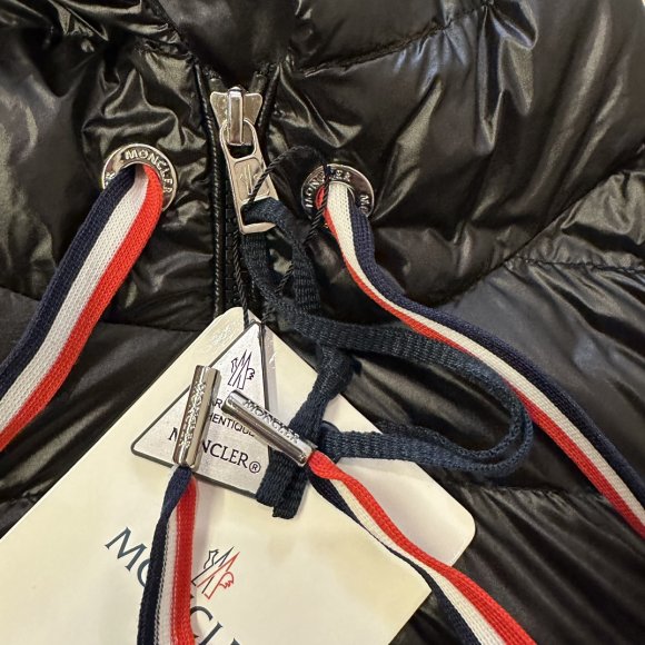 Moncler - Мужская куртка ветровка пуховик MI_0110MO1 Moncler - Мужская куртка ветровка пуховик MI_0110MO1