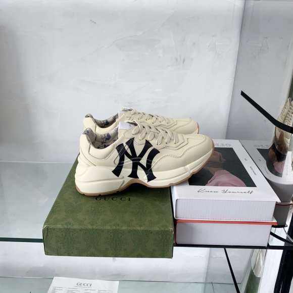 Gucci Rhyton Женские кроссовки MO_1509GU1W Gucci Rhyton Женские кроссовки MO_1509GU1W