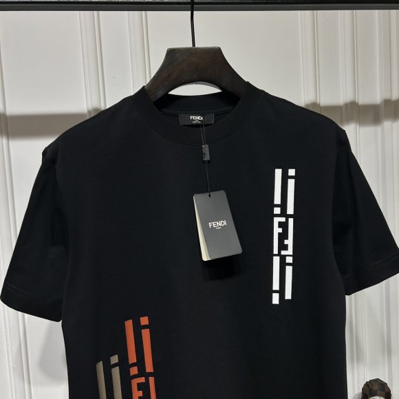 Fendi - Мужская футболка майка KN_2406FE6 Fendi - Мужская футболка майка KN_2406FE6