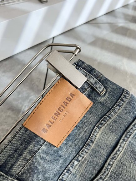 Balenciaga - Мужские штаны джинсы DF_2407BA17