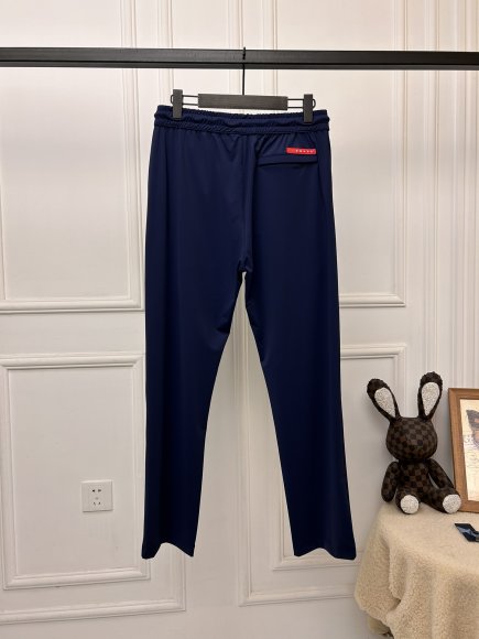 Prada - Мужской костюм футболка штаны KN_2406PR7 Prada - Мужской костюм футболка штаны KN_2406PR7