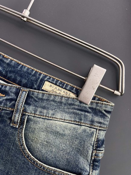 Burberry - Мужские штаны джинсы DF_0807BU6 Burberry - Мужские штаны джинсы DF_0807BU6