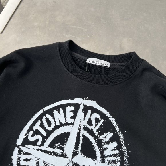 Stone Island - Мужская кофта свитшот LE_2611SI10 Stone Island - Мужская кофта свитшот LE_2611SI10
