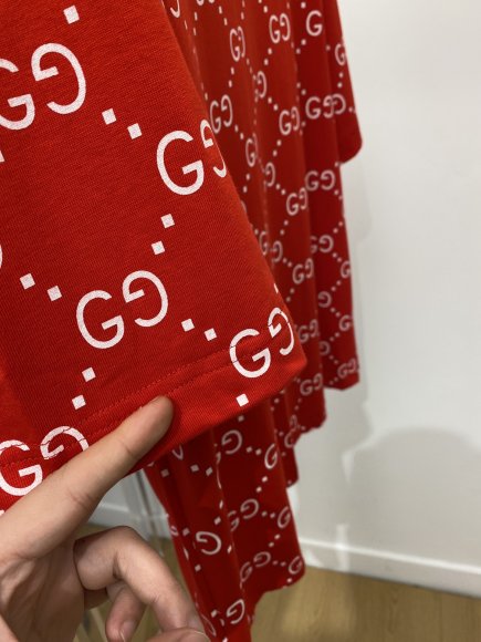 Gucci - Мужская футболка майка DF_2803GU1