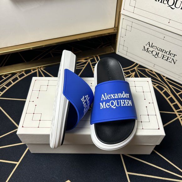 Alexander McQueen - Мужские шлепанцы сланцы GTL_1004AM6 Alexander McQueen - Мужские шлепанцы сланцы GTL_1004AM6