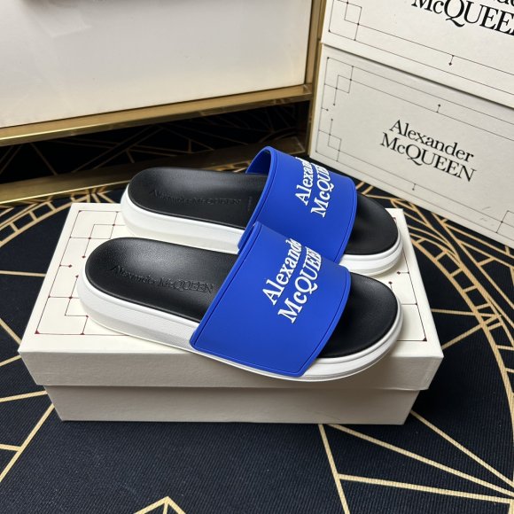 Alexander McQueen - Мужские шлепанцы сланцы GTL_1004AM6 Alexander McQueen - Мужские шлепанцы сланцы GTL_1004AM6