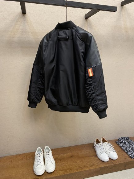 Bally - Мужская куртка бомбер ветровка DZ_1501BA3 Bally - Мужская куртка бомбер ветровка DZ_1501BA3