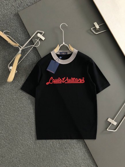 Louis Vuitton - Мужская трикотажная футболка майка DF_2407LV19 Louis Vuitton - Мужская трикотажная футболка майка DF_2407LV19