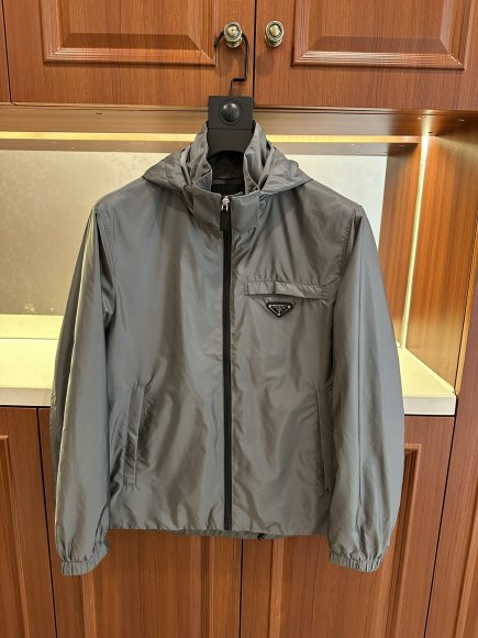 Prada - Мужская куртка ветровка MI_0110PR5 Prada - Мужская куртка ветровка MI_0110PR5