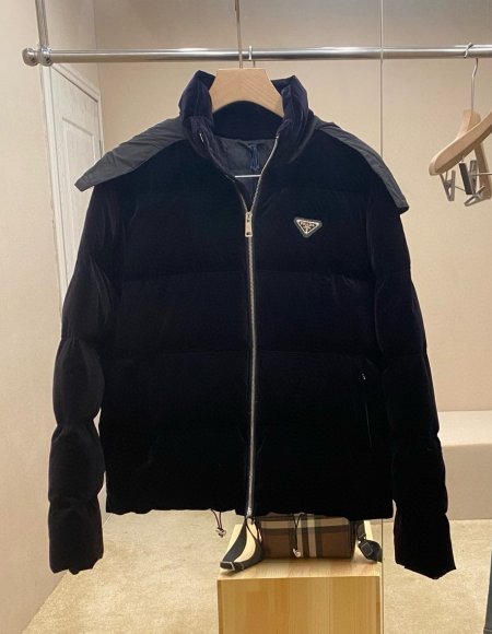Prada - Мужская куртка пуховик DZ_1410PR6 Prada - Мужская куртка пуховик DZ_1410PR6