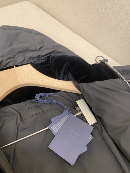 Prada - Мужская куртка пуховик DZ_1410PR6