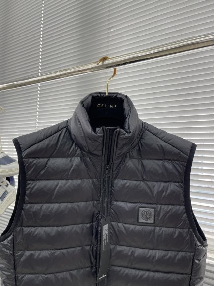 Stone Island - Мужской жилет пуховик TJ_1012SI6