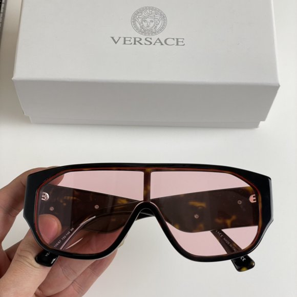 Versace - Солнцезащитные очки K2_2402VE11 Versace - Солнцезащитные очки K2_2402VE11