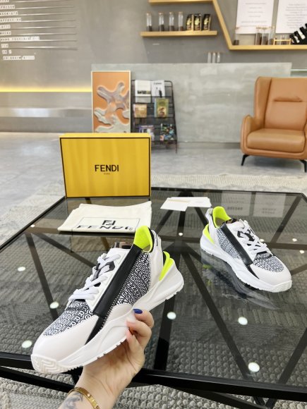 Fendi - Мужские кроссовки RU_1106FE1