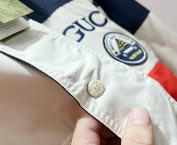 Gucci - Мужская куртка KO_0909GU1 Gucci - Мужская куртка KO_0909GU1