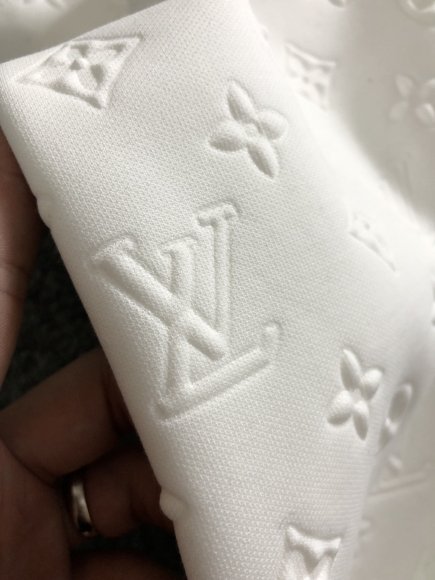 Louis Vuitton - Мужская кофта свитшот DF_1512LV1 Louis Vuitton - Мужская кофта свитшот DF_1512LV1