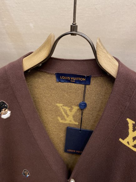 Louis Vuitton - Мужская кофта кардиган DZ_1501LV4 Louis Vuitton - Мужская кофта кардиган DZ_1501LV4