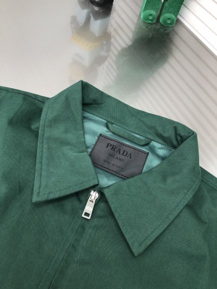 Prada - Мужская куртка ветровка DZ_1208PR4