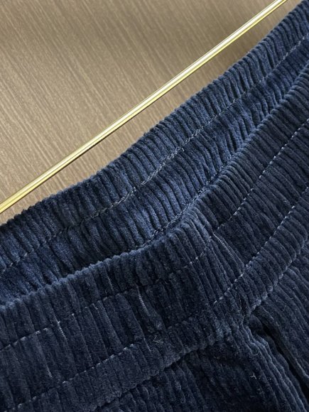 Moncler - Мужские вельветовые штаны брюки DZ_2308MO7 Moncler - Мужские вельветовые штаны брюки DZ_2308MO7