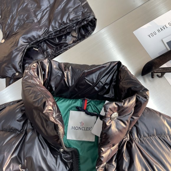 Moncler Hanoverian - Мужская куртка пуховик пальто TJ_3010MO5 Moncler Hanoverian - Мужская куртка пуховик пальто TJ_3010MO5