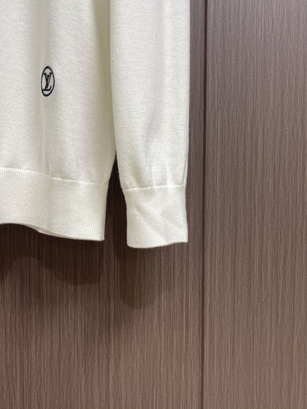 Louis Vuitton - Мужская кофта свитер DZ_1311LV4 Louis Vuitton - Мужская кофта свитер DZ_1311LV4