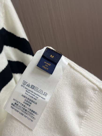 Louis Vuitton - Мужская кофта свитер DZ_1311LV4 Louis Vuitton - Мужская кофта свитер DZ_1311LV4