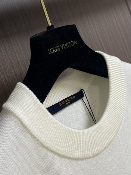 Louis Vuitton - Мужская кофта свитер DZ_1311LV4 Louis Vuitton - Мужская кофта свитер DZ_1311LV4