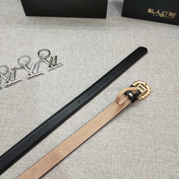 Dolce & Gabbana Женский ремень 2.5см CN_0207DG2