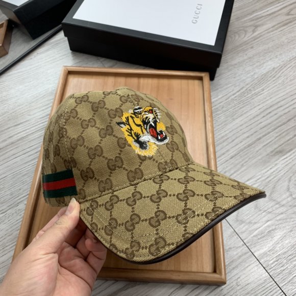 Gucci - Бейсболка кепка AO_2004GU2