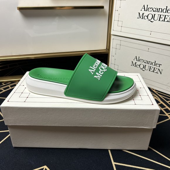 Alexander McQueen - Мужские шлепанцы сланцы GTL_1004AM8 Alexander McQueen - Мужские шлепанцы сланцы GTL_1004AM8