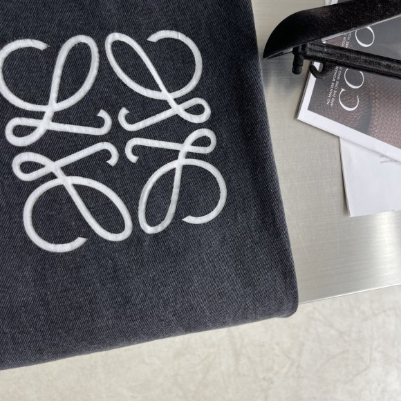 Loewe Anagram - Женские штаны джинсы TJ_0406LO3 Loewe Anagram - Женские штаны джинсы TJ_0406LO3