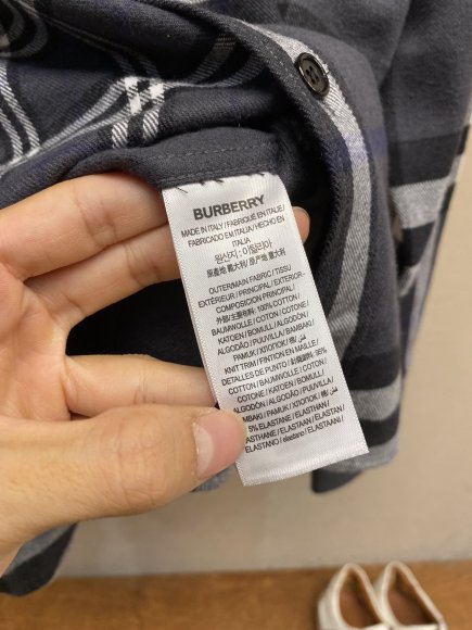 Burberry - Мужская рубашка DZ_1410BU9 Burberry - Мужская рубашка DZ_1410BU9