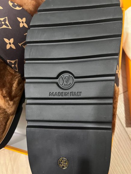 Louis Vuitton Тапочки S3D_2001LV11 Louis Vuitton Тапочки S3D_2001LV11