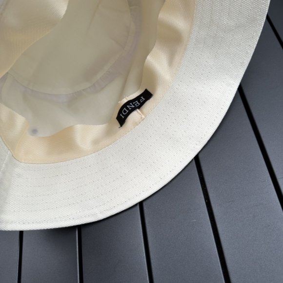 Fendi - Панама AO_2004FE3 Fendi - Панама AO_2004FE3