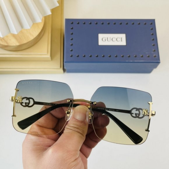 Gucci очки K2_2802GU17