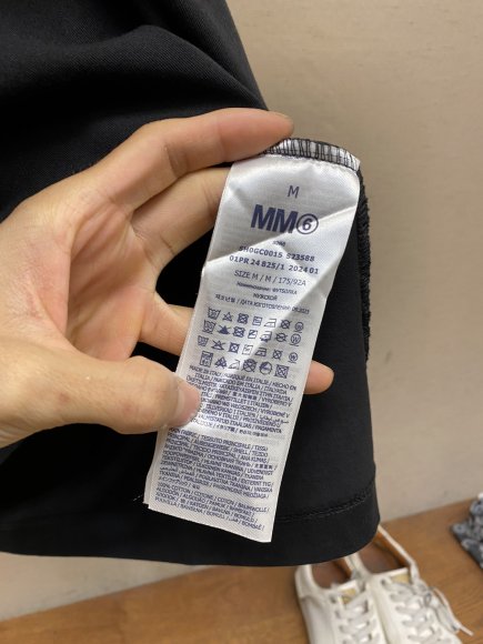 Maison Margiela MM6 - Мужская футболка DZ_1501MM6 Maison Margiela MM6 - Мужская футболка DZ_1501MM6