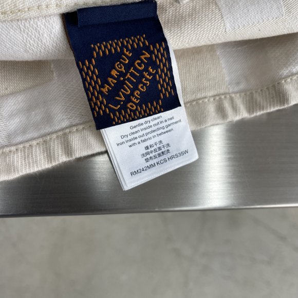 Louis Vuitton Damier - Мужская джинсовая рубашка TJ_0406LV4 Louis Vuitton Damier - Мужская джинсовая рубашка TJ_0406LV4