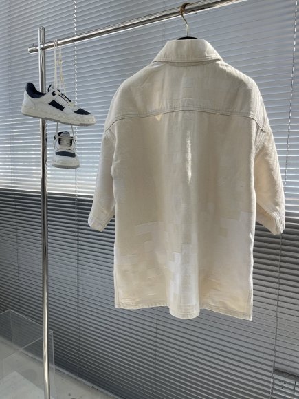 Louis Vuitton Damier - Мужская джинсовая рубашка TJ_0406LV4 Louis Vuitton Damier - Мужская джинсовая рубашка TJ_0406LV4