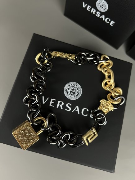 Versace Колье подвеска UH_0206VE4