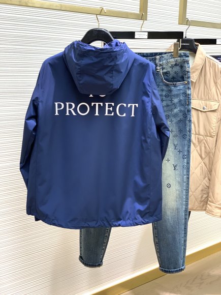 Moncler - Мужская куртка TI_0909MO1 Moncler - Мужская куртка TI_0909MO1