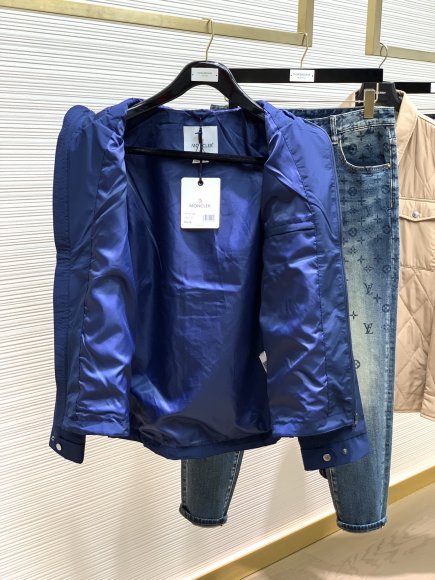 Moncler - Мужская куртка TI_0909MO1 Moncler - Мужская куртка TI_0909MO1