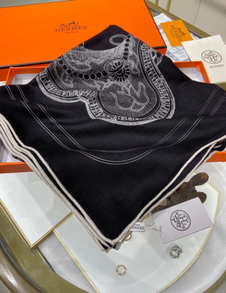 Hermes - Кашемировый платок шарф JX_2909HE4 Hermes - Кашемировый платок шарф JX_2909HE4