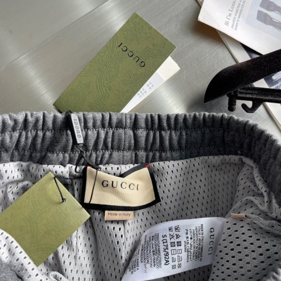 Gucci - Мужской спортивный костюм AH_1711GU1 Gucci - Мужской спортивный костюм AH_1711GU1