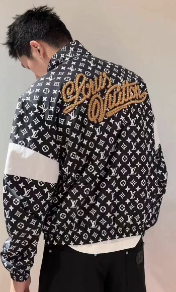 Louis Vuitton - Мужская куртка ветровка анорак DZ_2907LV2