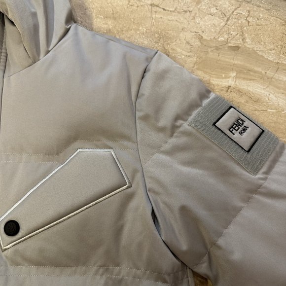 Fendi - Мужская куртка пуховик MI_0110FE9