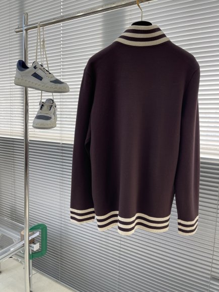 Valentino - Мужская шерстяная кофта свитер кардиган TJ_1012VA10 Valentino - Мужская шерстяная кофта свитер кардиган TJ_1012VA10