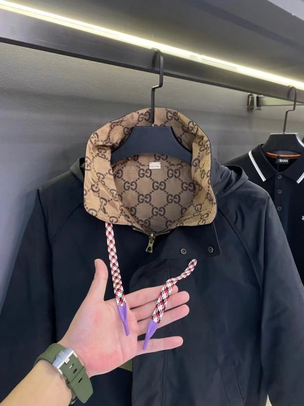 Gucci - Мужская двусторонняя куртка ветровка AH_2909GU1 Gucci - Мужская двусторонняя куртка ветровка AH_2909GU1