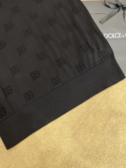 Dolce & Gabbana - Мужская шерстяная футболка поло DZ_1501DG8 Dolce & Gabbana - Мужская шерстяная футболка поло DZ_1501DG8