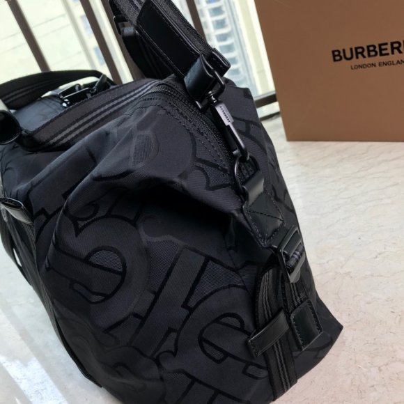 Burberry - Дорожная сумка BU1_1510BU2
