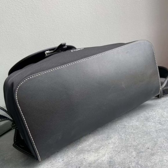 Burberry Pocket Сумка рюкзак BU_3105BU2 Burberry Pocket Сумка рюкзак BU_3105BU2